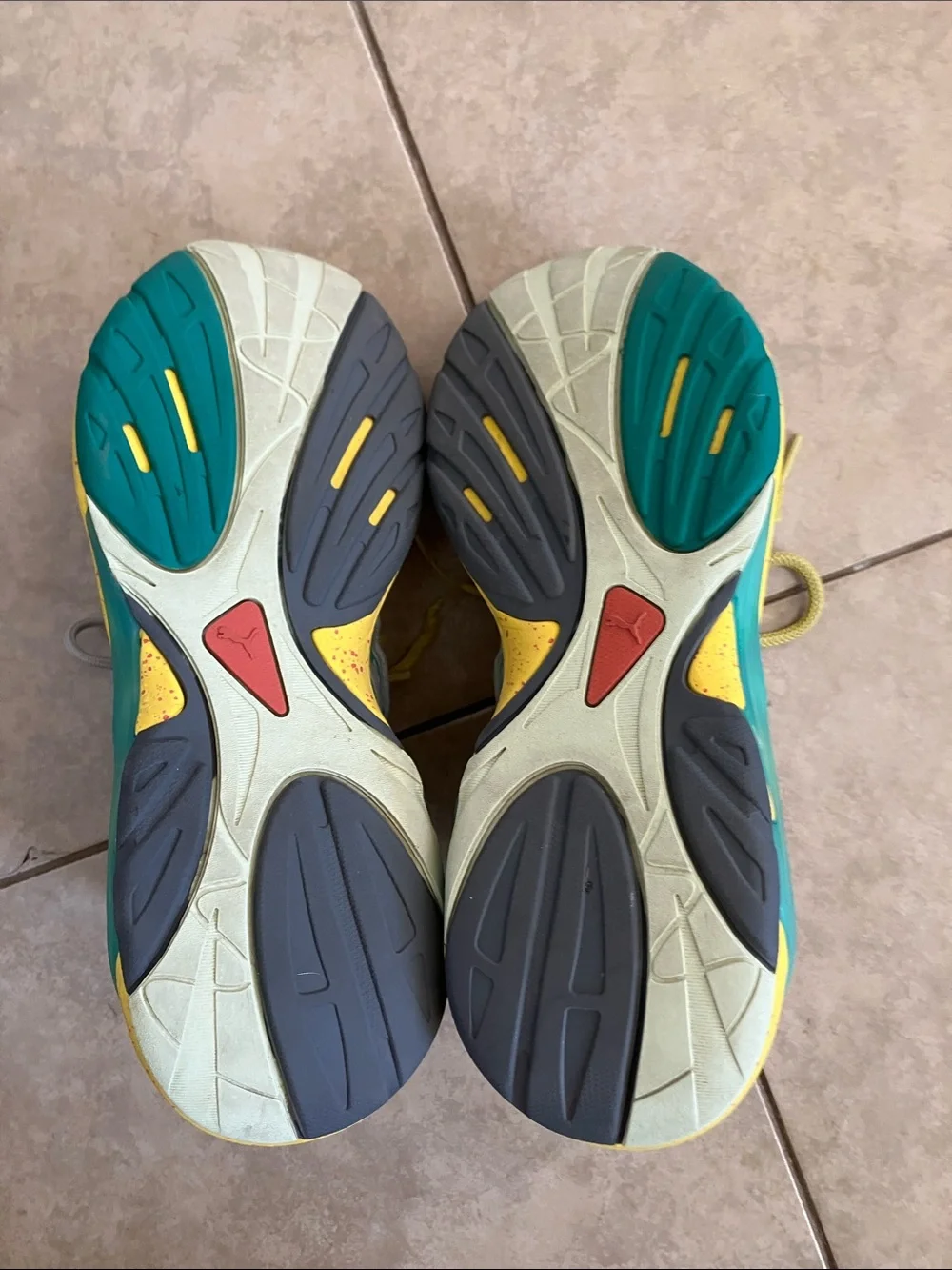 JURASSIC WORLD X PUMA Unisex Inverse Shoes Size: 5.5